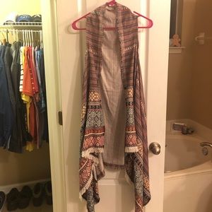 NWOT Francesca’s Boutique Tribal Kimono